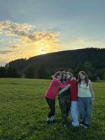 76a6935a-f6ab-46a8-9cc6-f9fc540d8f12.jpeg